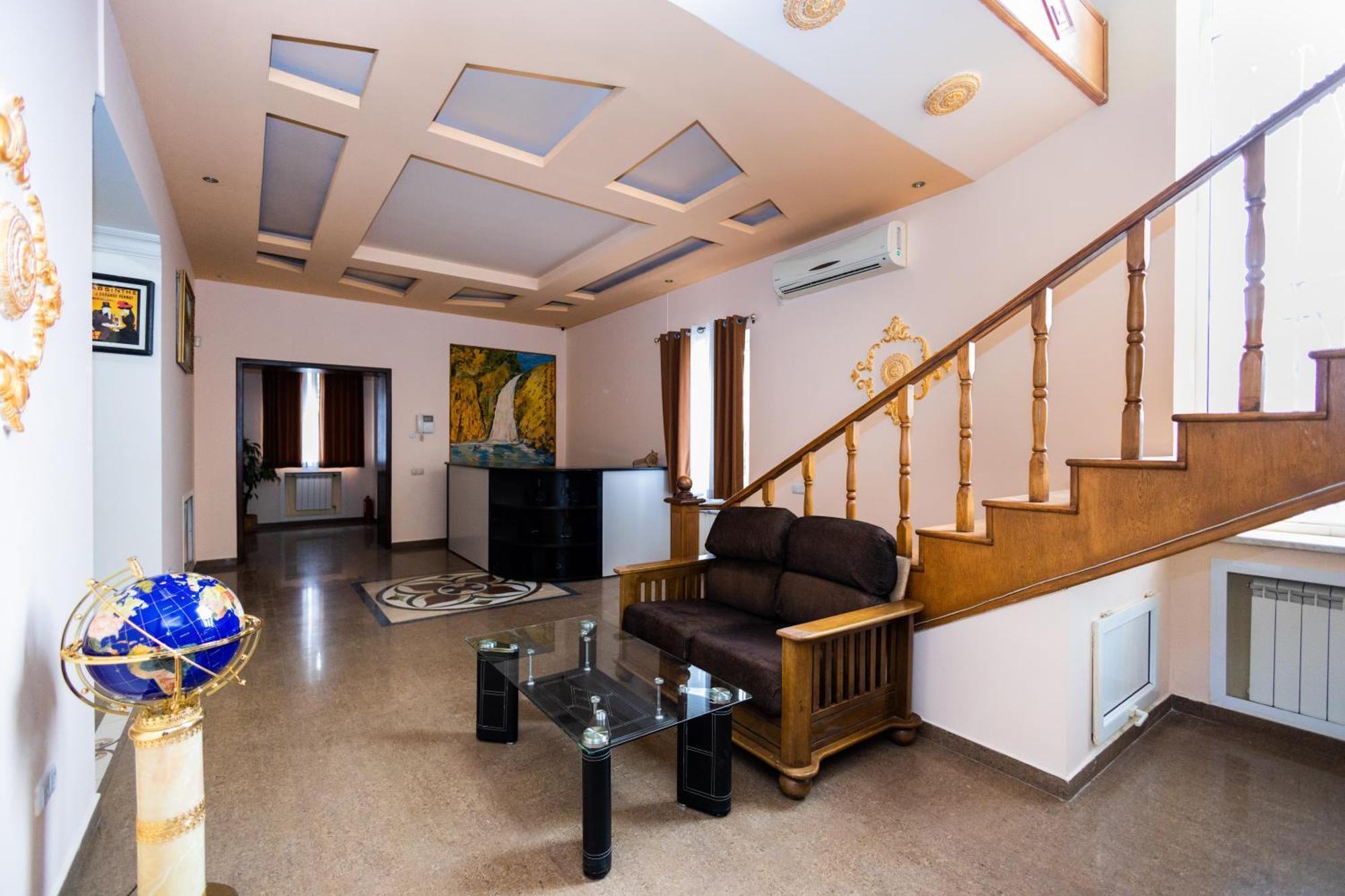 Yan Hotel Erywań Zewnętrze zdjęcie